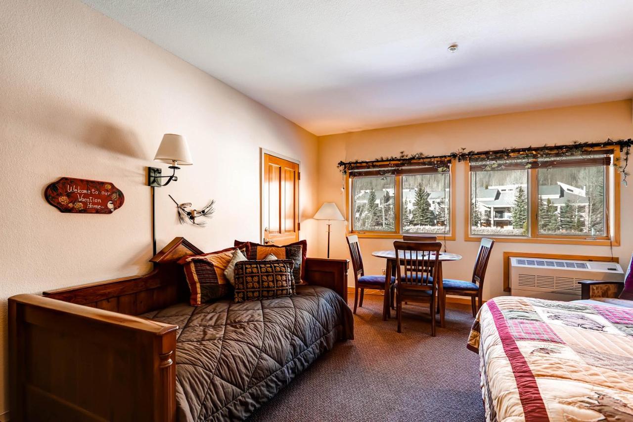 Gateway Mountain Lodge