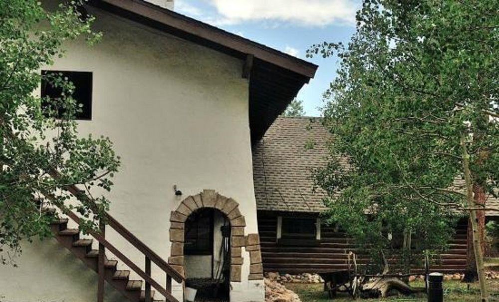 Ski Tip Lodge