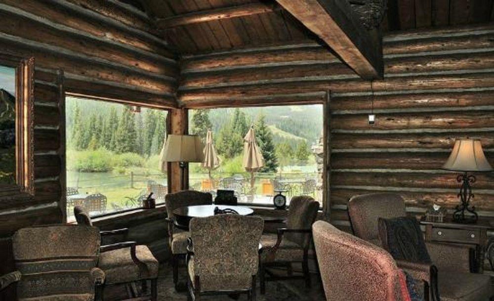 Ski Tip Lodge