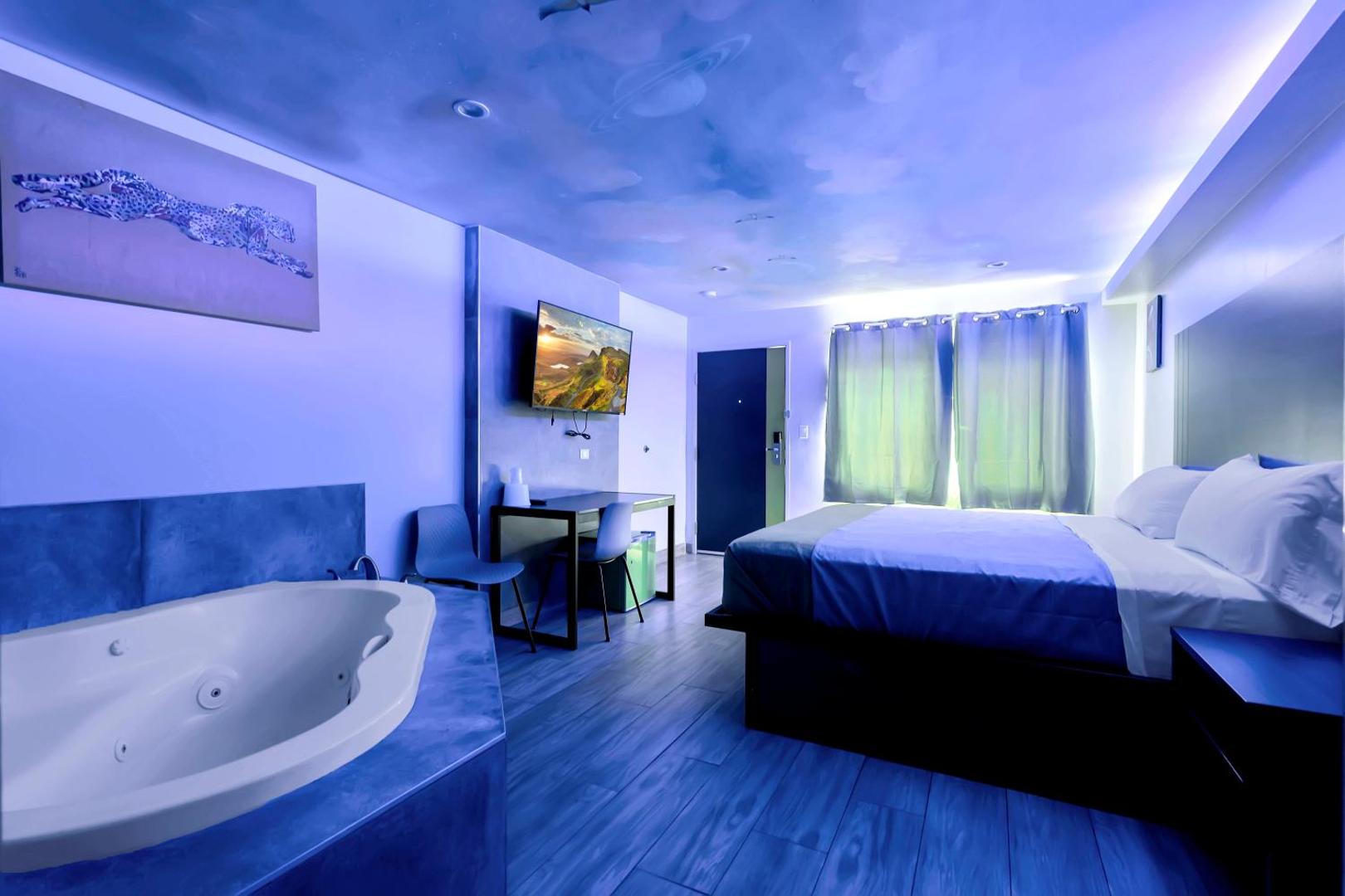 Exclusivo Inn & Suites