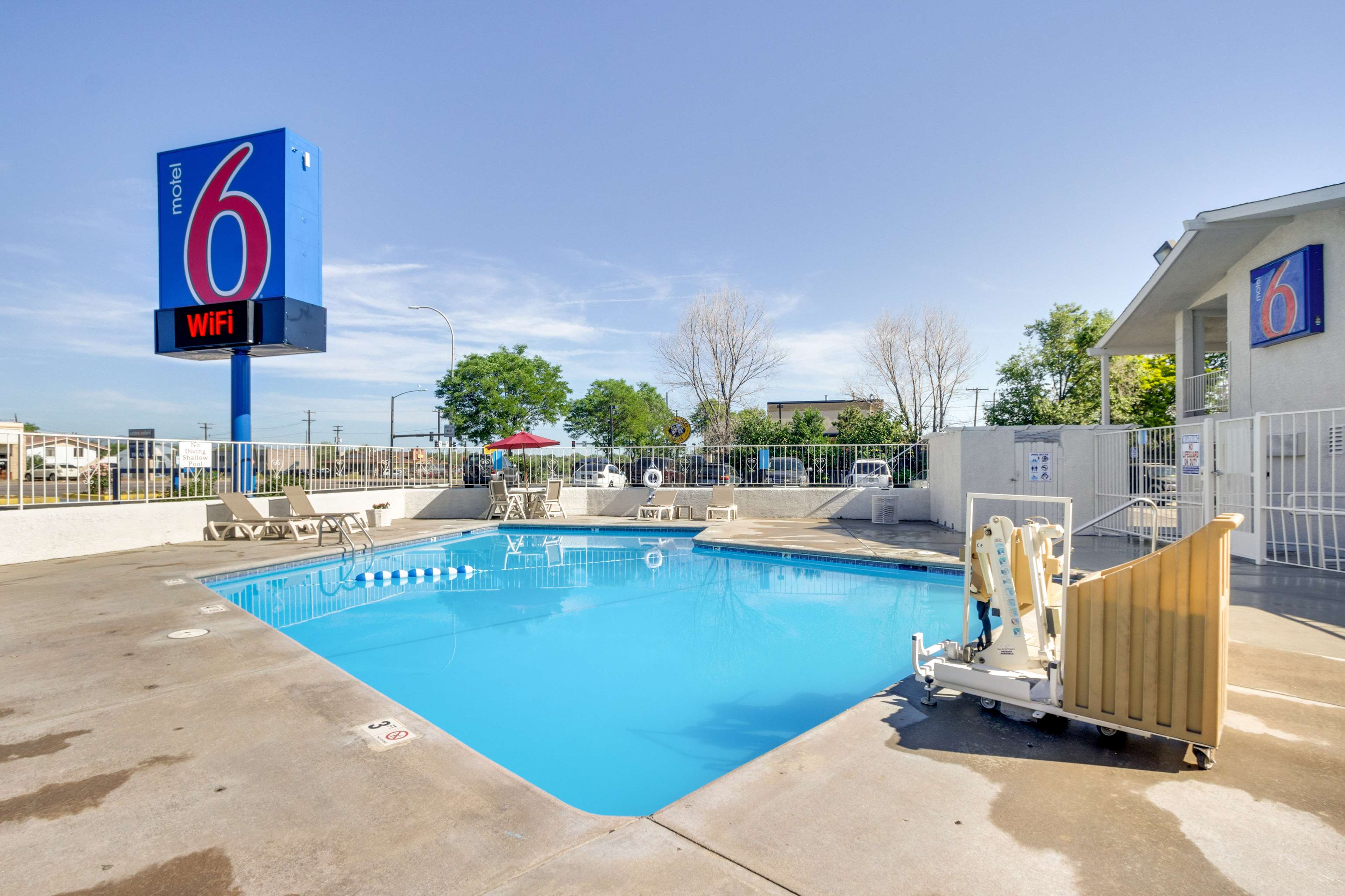 Park Inn by Radisson Lakewood