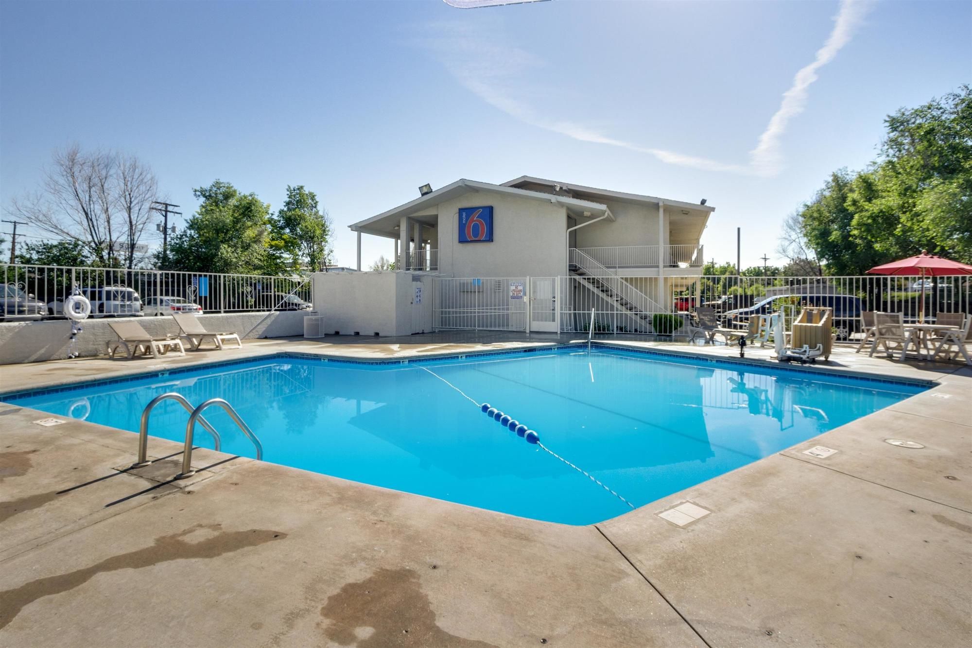 Park Inn by Radisson Lakewood