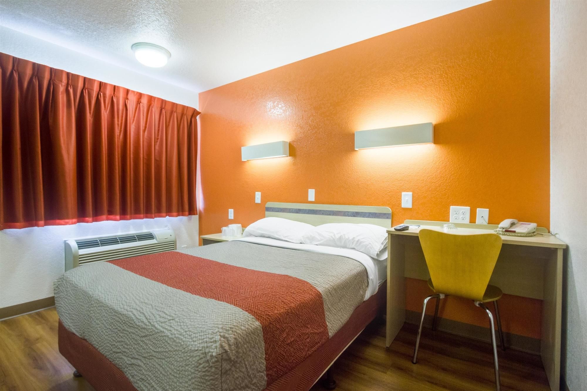 Park Inn by Radisson Lakewood