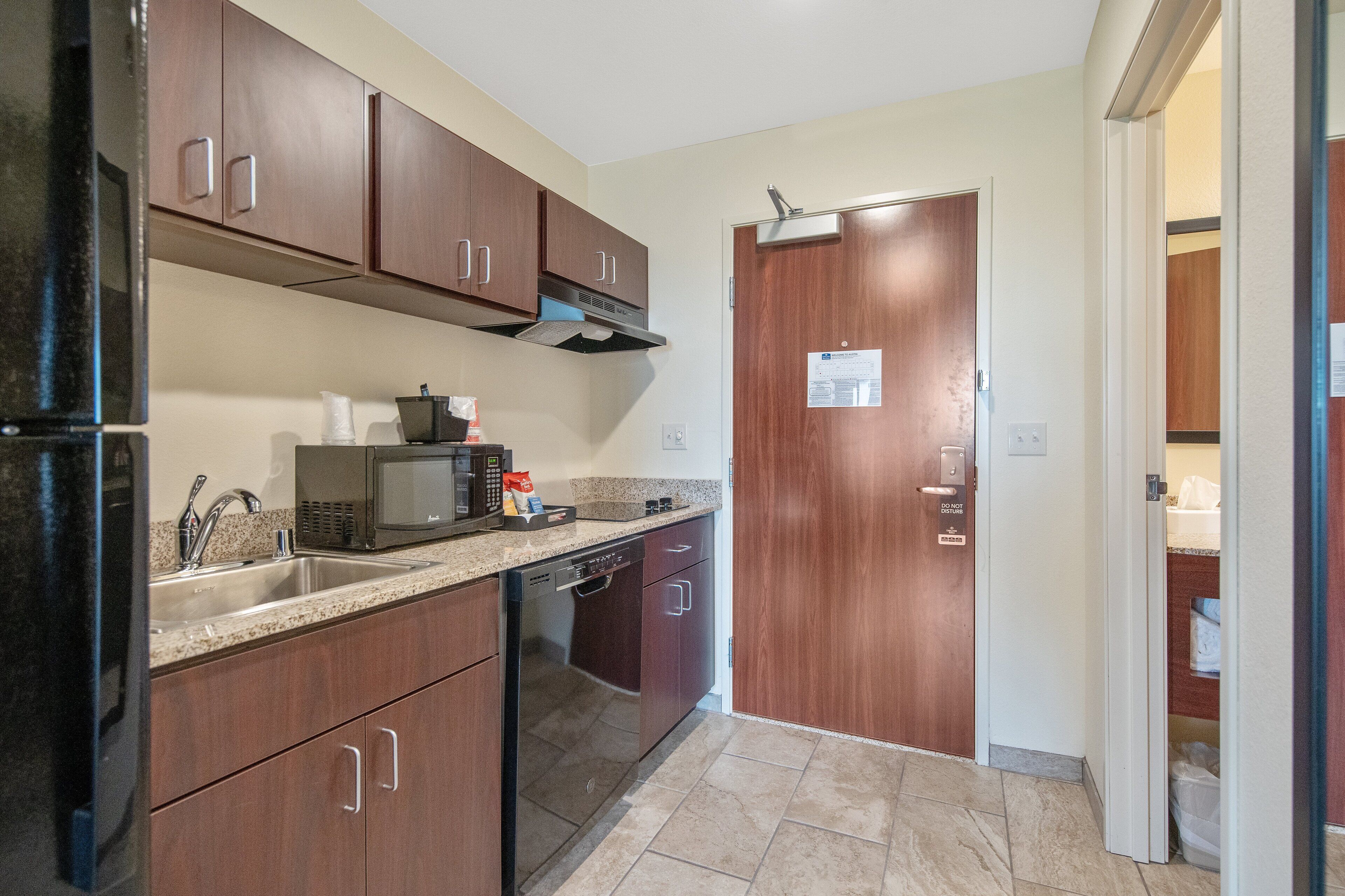 Cobblestone Hotel & Suites - Lamar