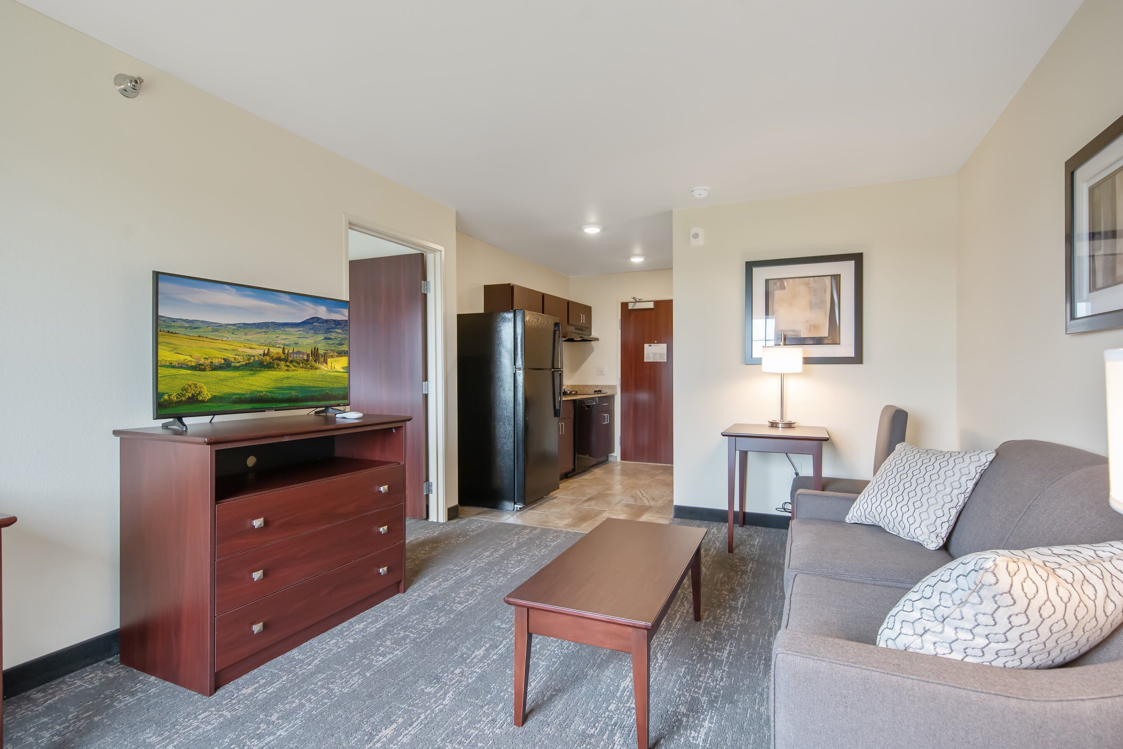 Cobblestone Hotel & Suites - Lamar