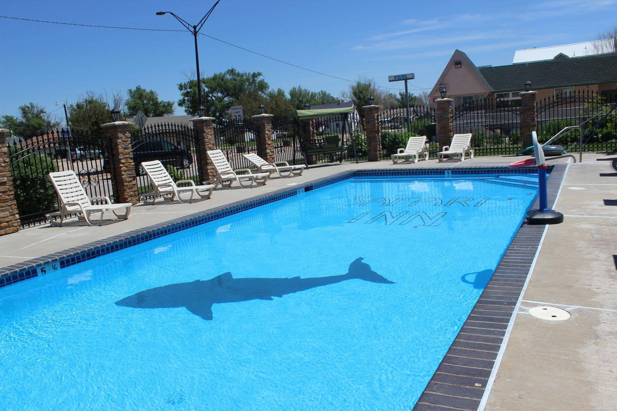 Safari Inn
