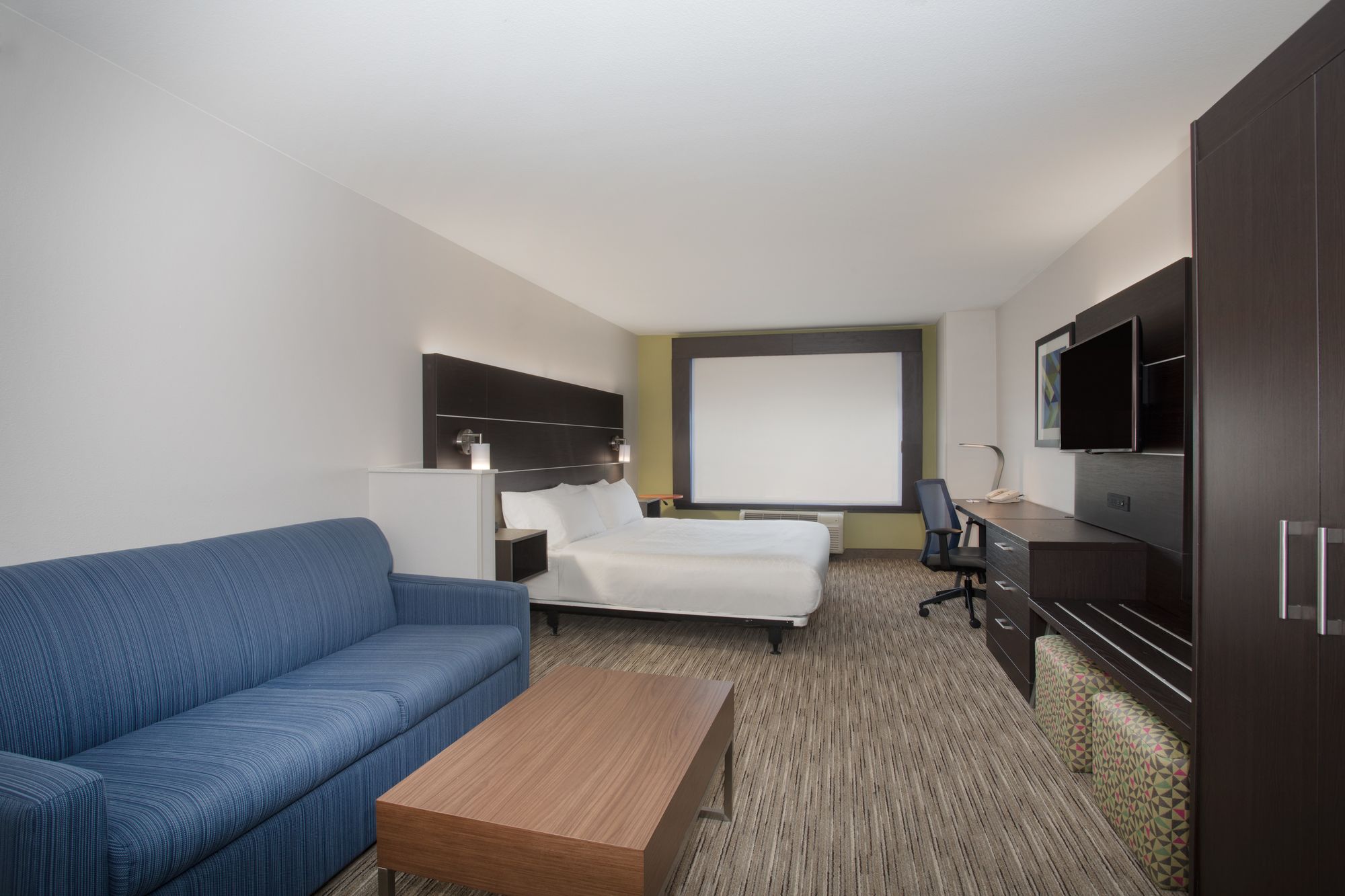 Holiday Inn Express & Suites Longmont