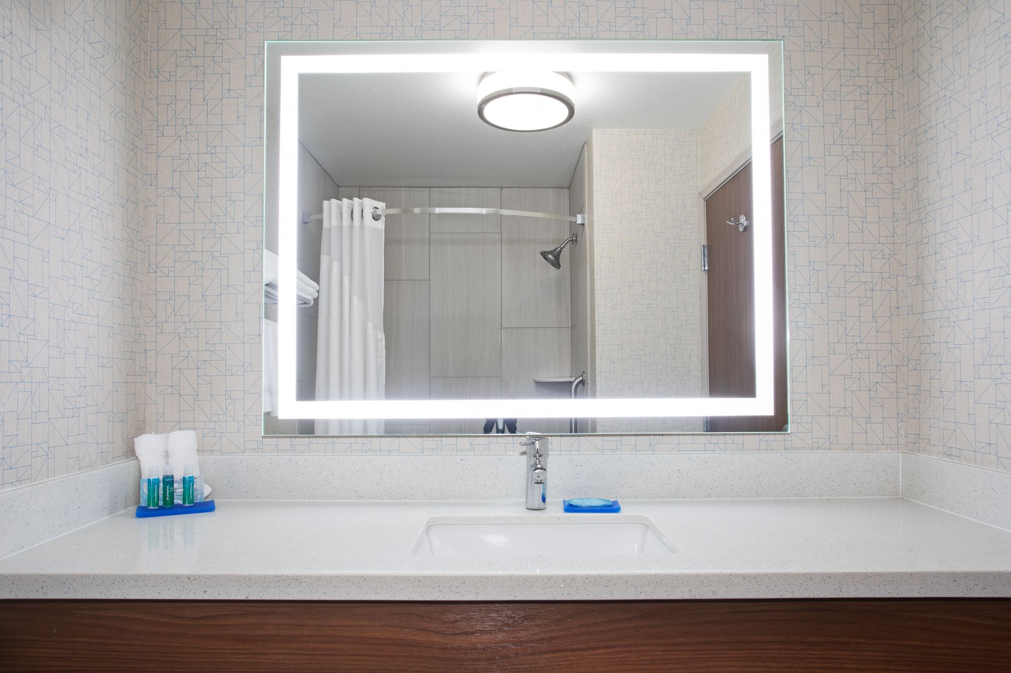 Holiday Inn Express & Suites Longmont