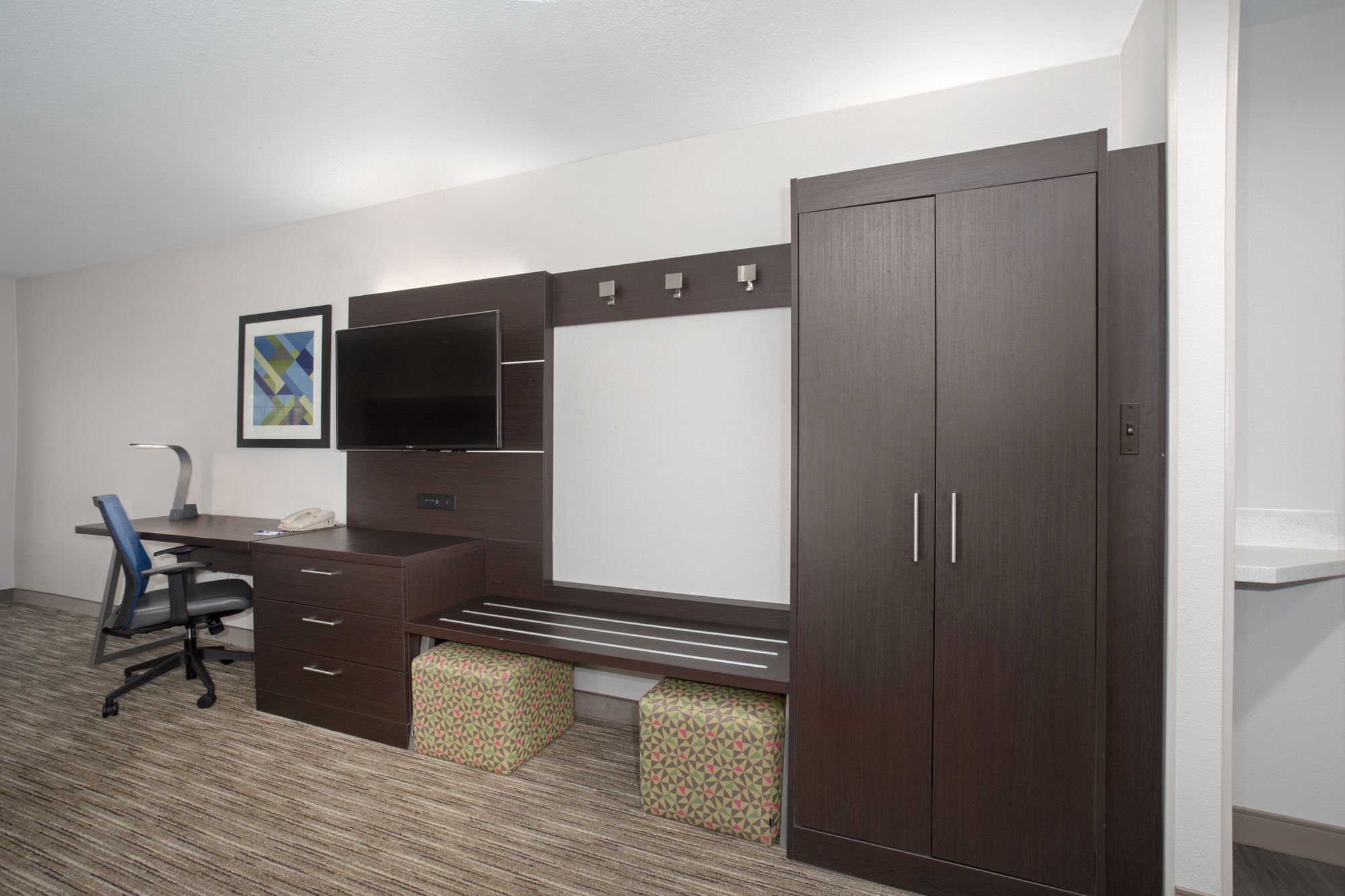Holiday Inn Express & Suites Longmont
