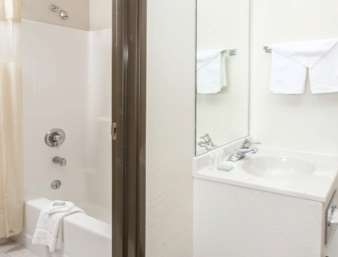 Travelodge by Wyndham Longmont