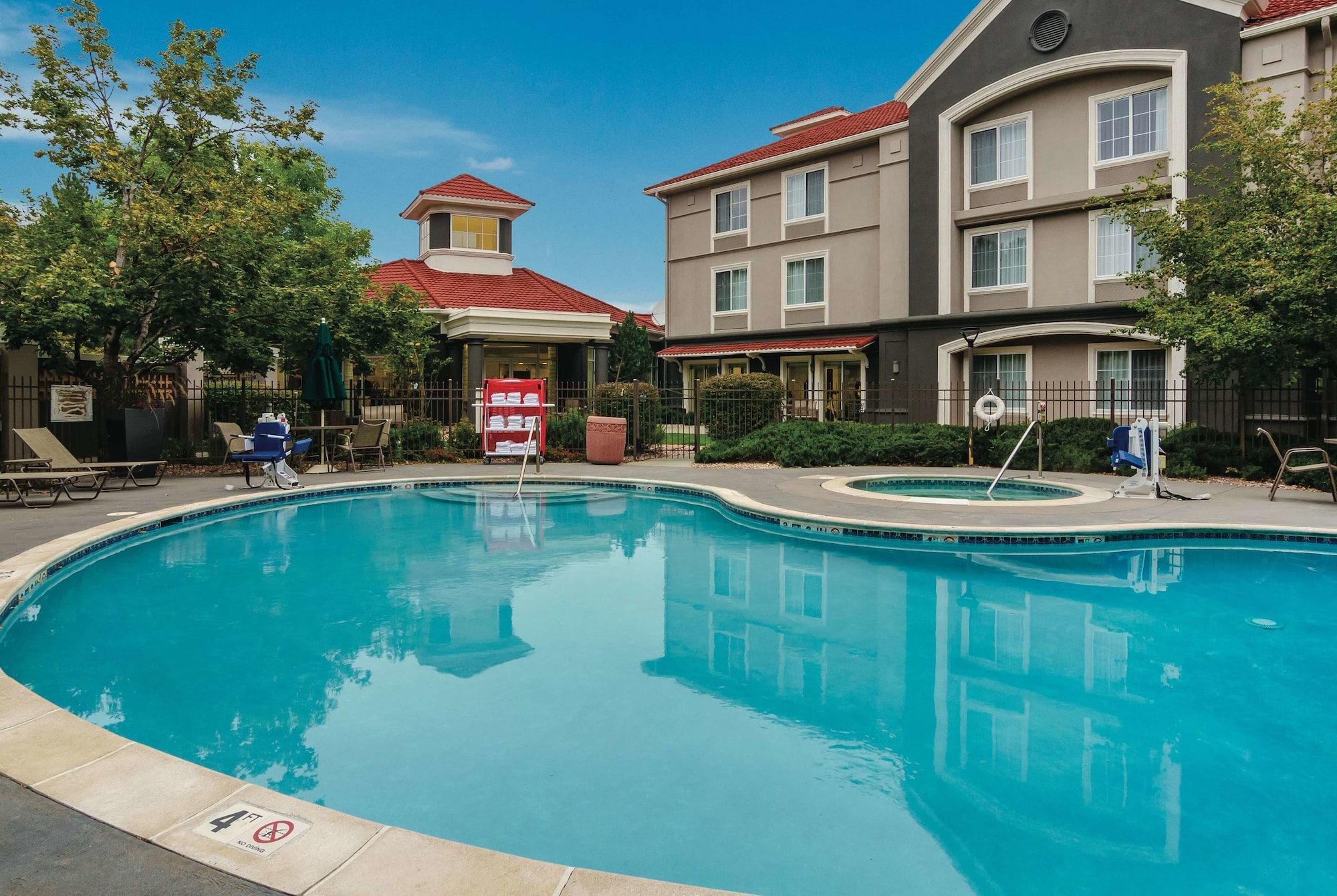 La Quinta Inn & Suites by Wyndham Denver Boulder-Louisville