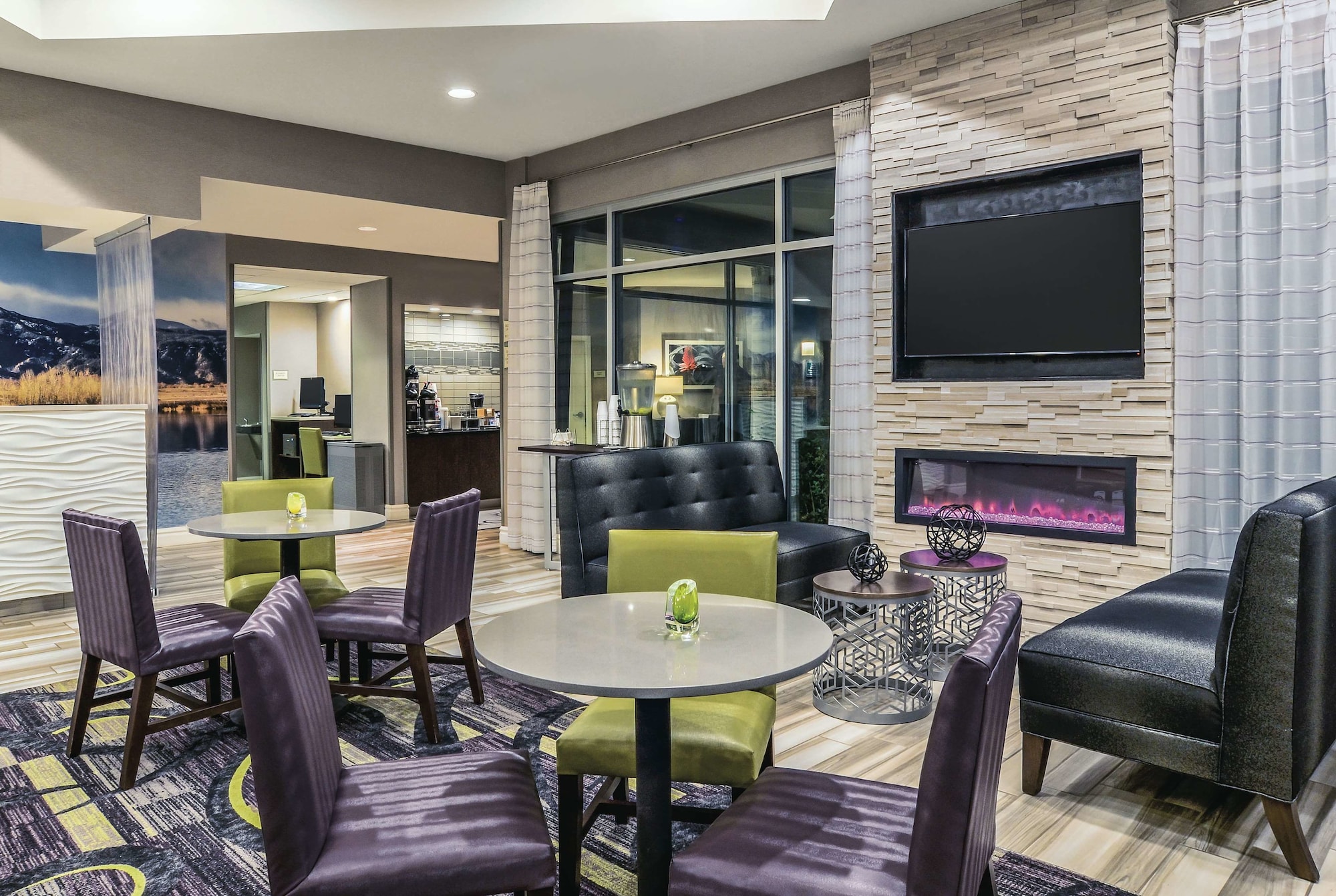 La Quinta Inn & Suites by Wyndham Denver Boulder-Louisville