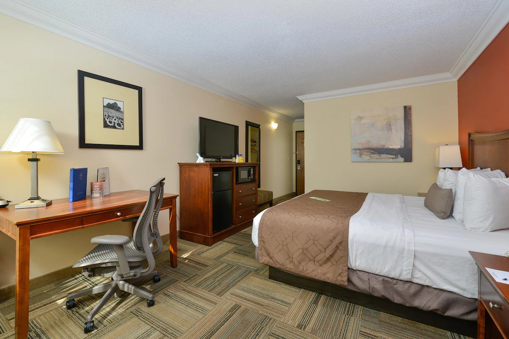 Best Western Plus Loveland Inn