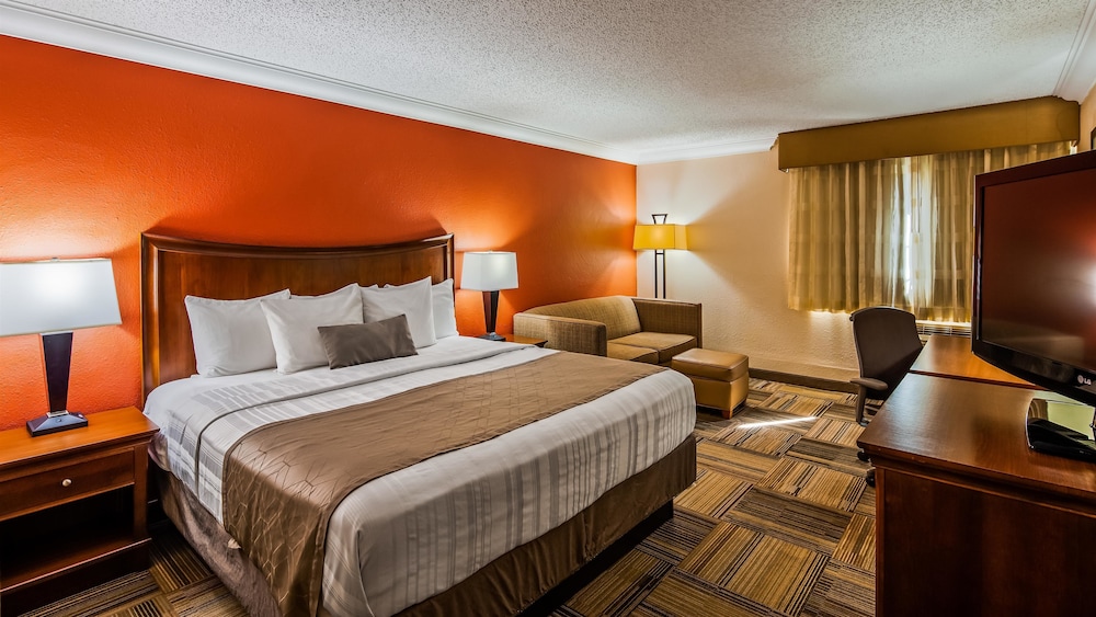 Best Western Plus Loveland Inn