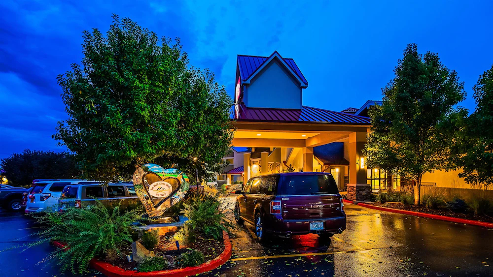 Best Western Plus Loveland Inn