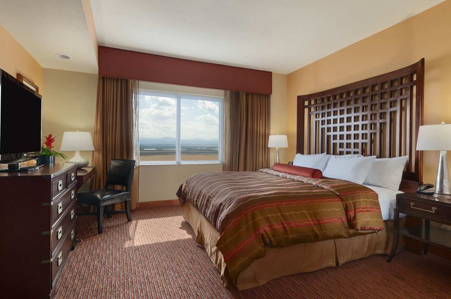 Embassy Suites by Hilton Loveland Hotel Conference Center & Spa