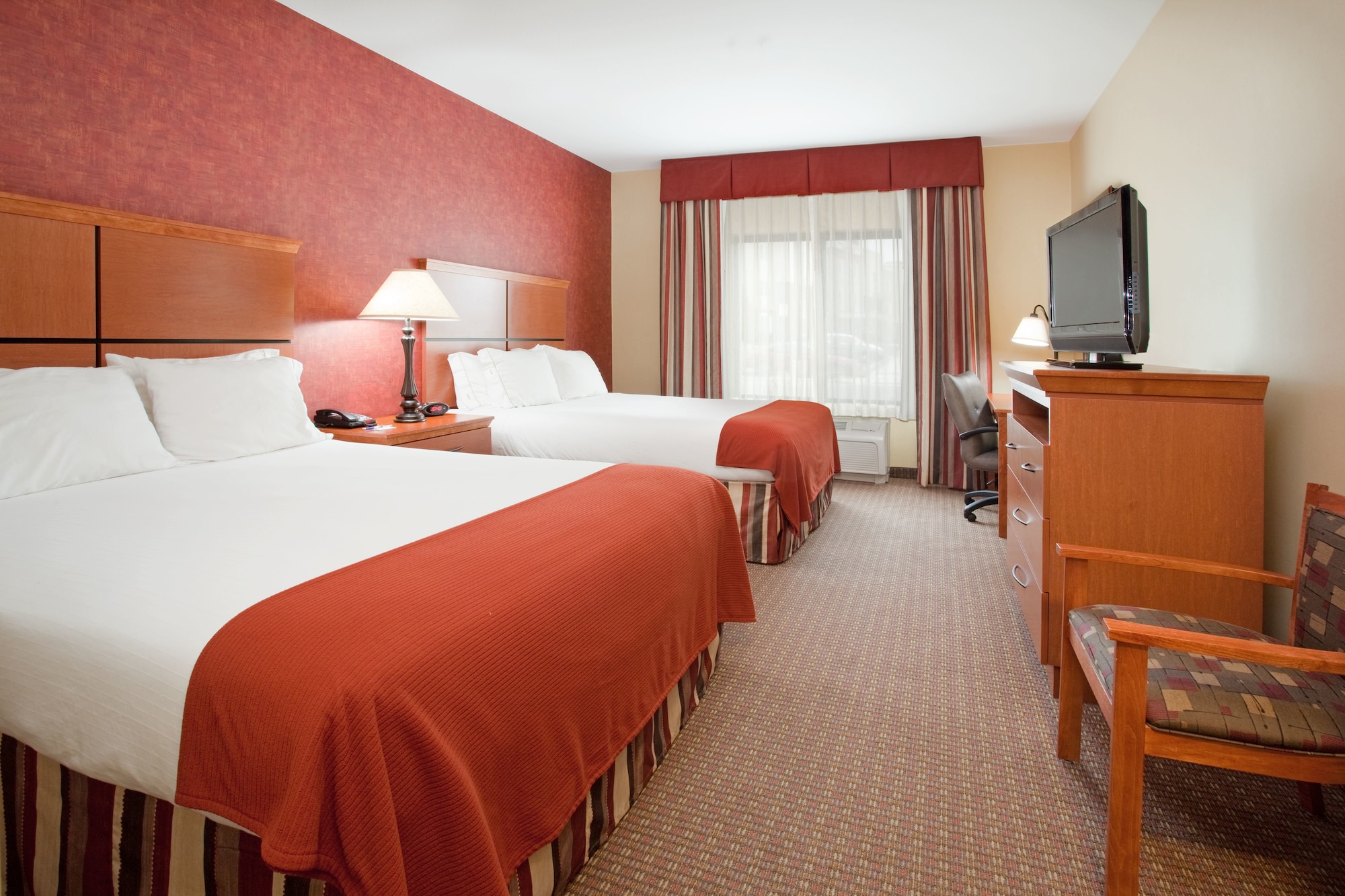 Holiday Inn Express & Suites Loveland