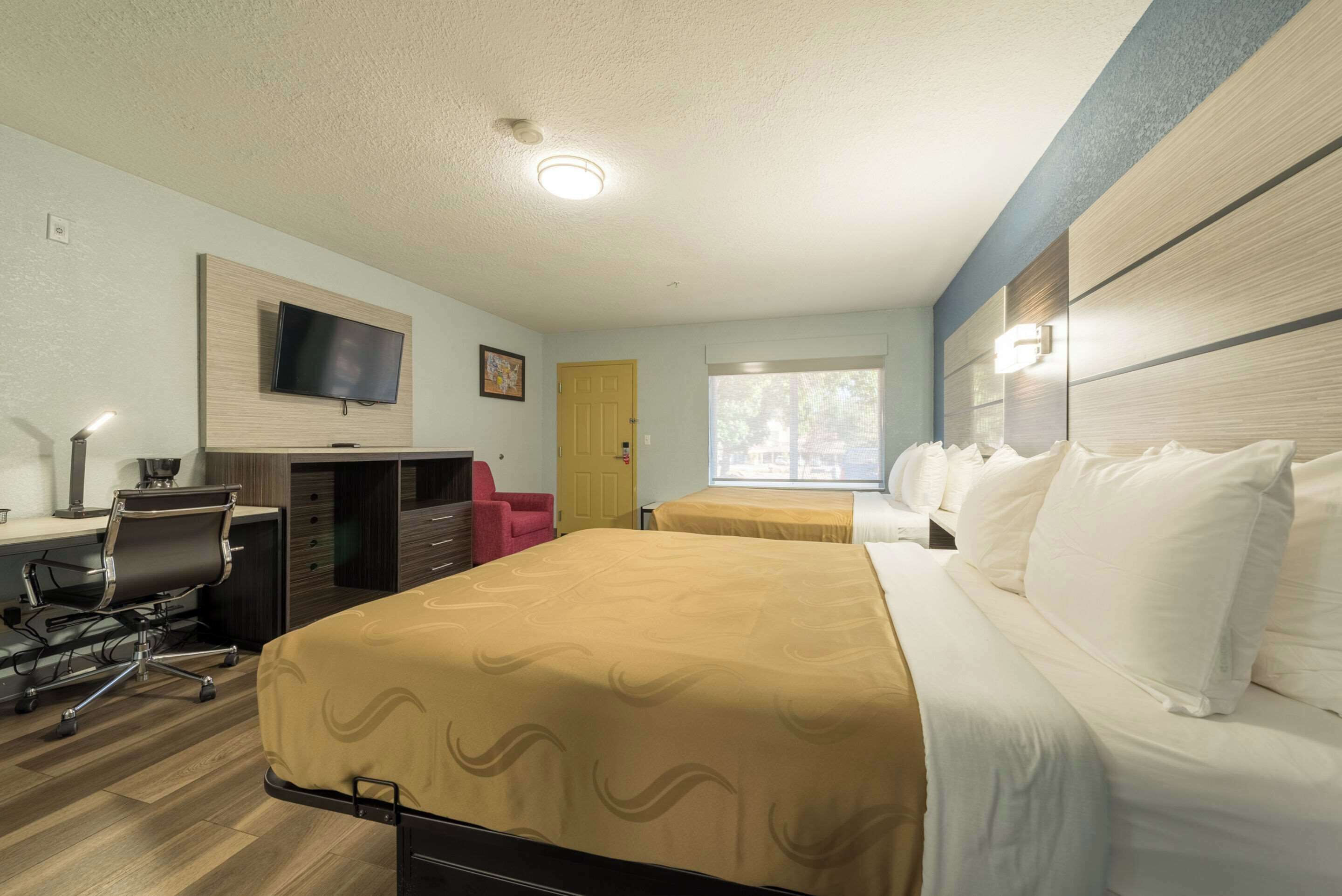 Quality Inn & Suites Manitou Springs At Pikes Peak
