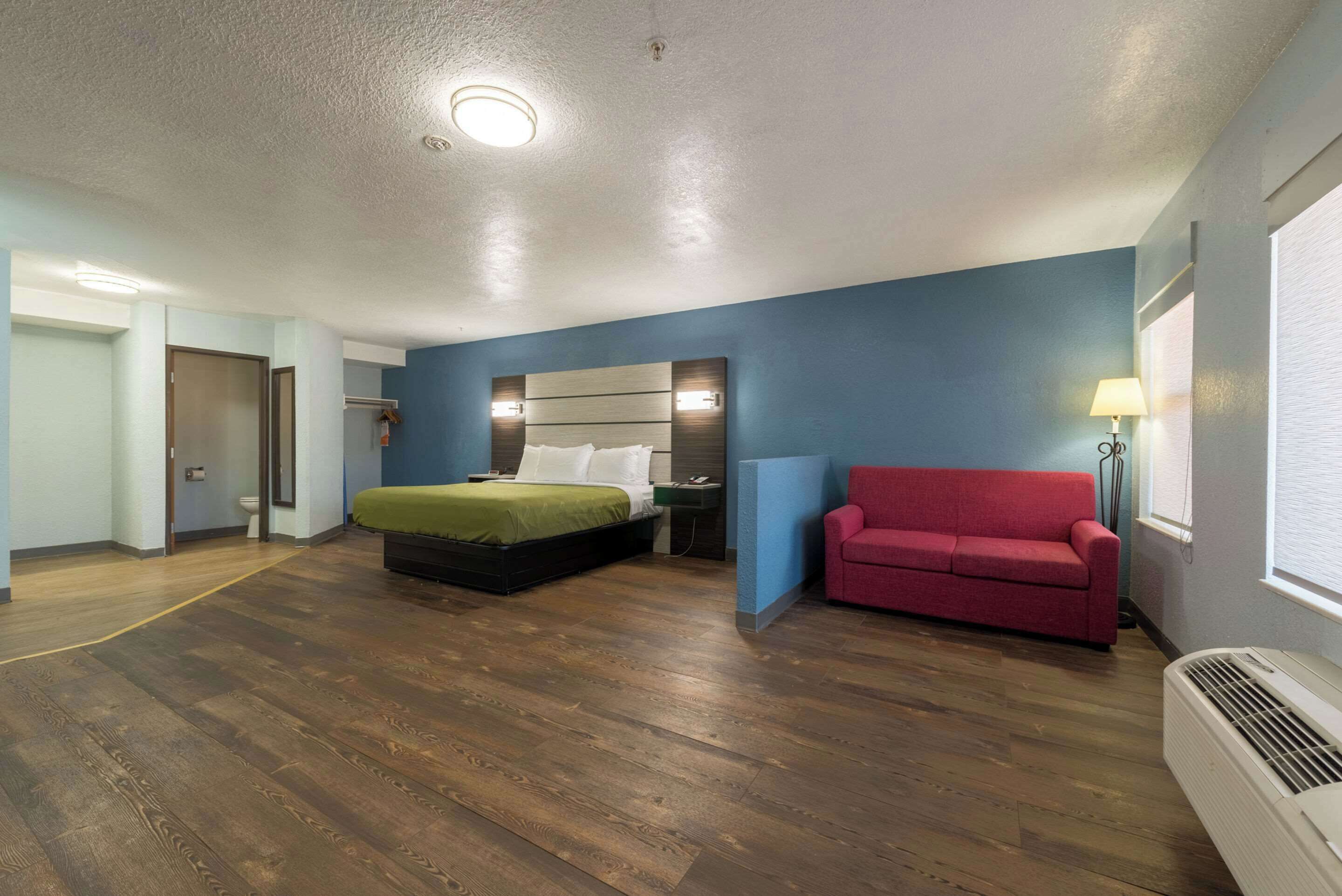 Quality Inn & Suites Manitou Springs At Pikes Peak
