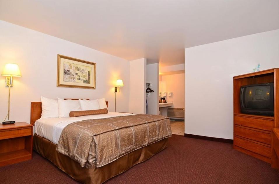 Magnuson Hotel Manitou Springs