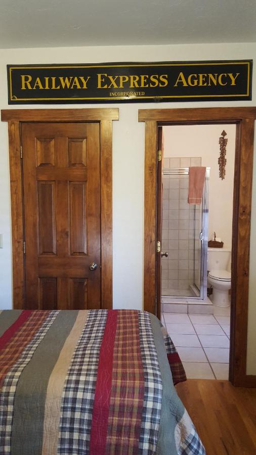The Minturn Inn