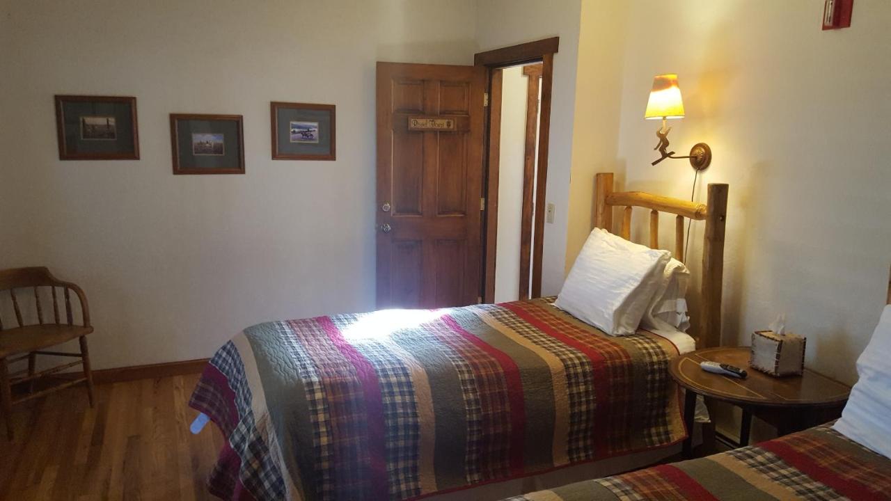 The Minturn Inn