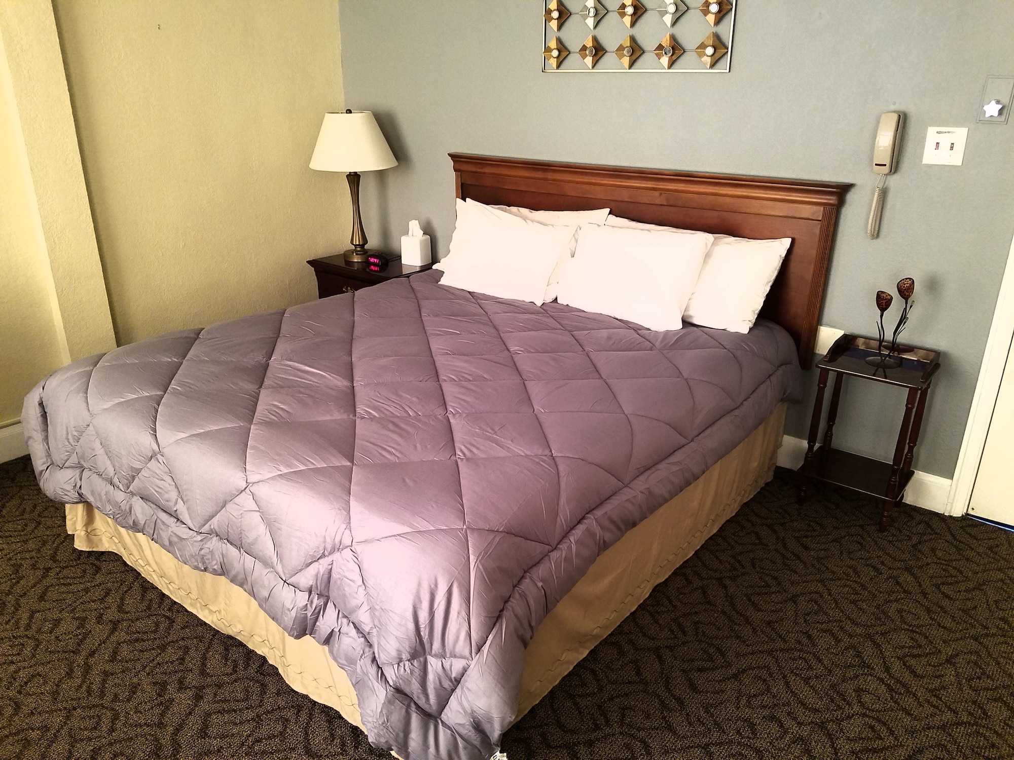 Budget Host Monte Villa Inn