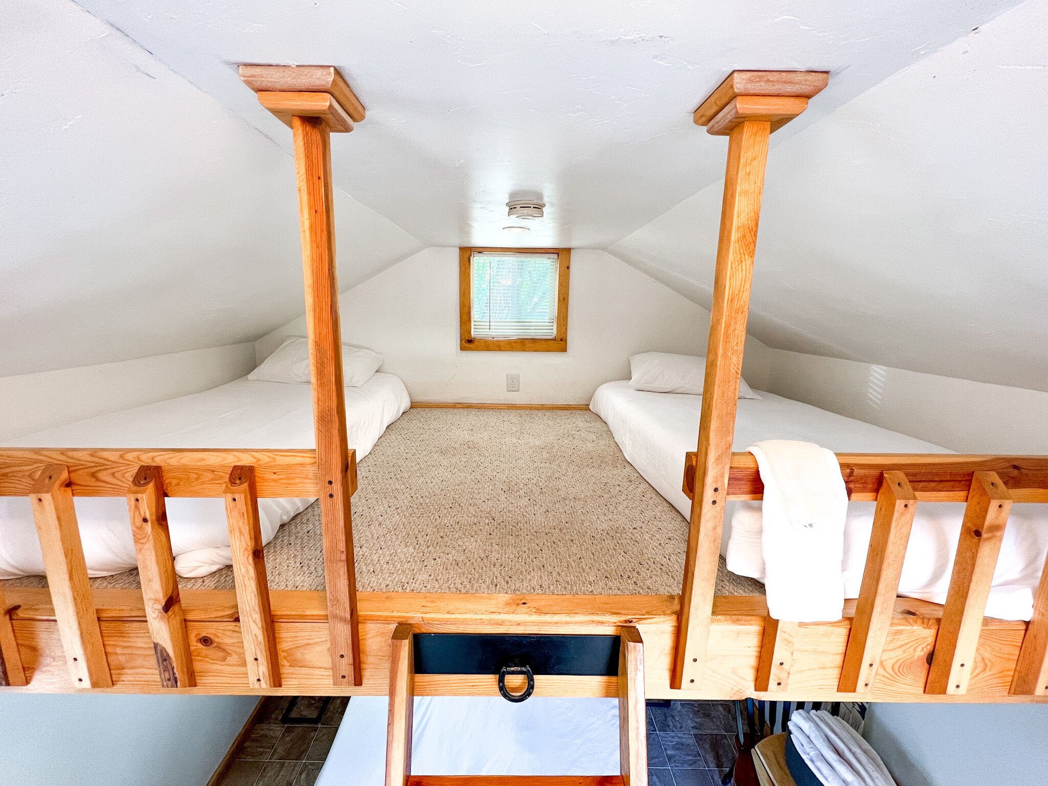 Cedar Creek Rv Park And Lodging