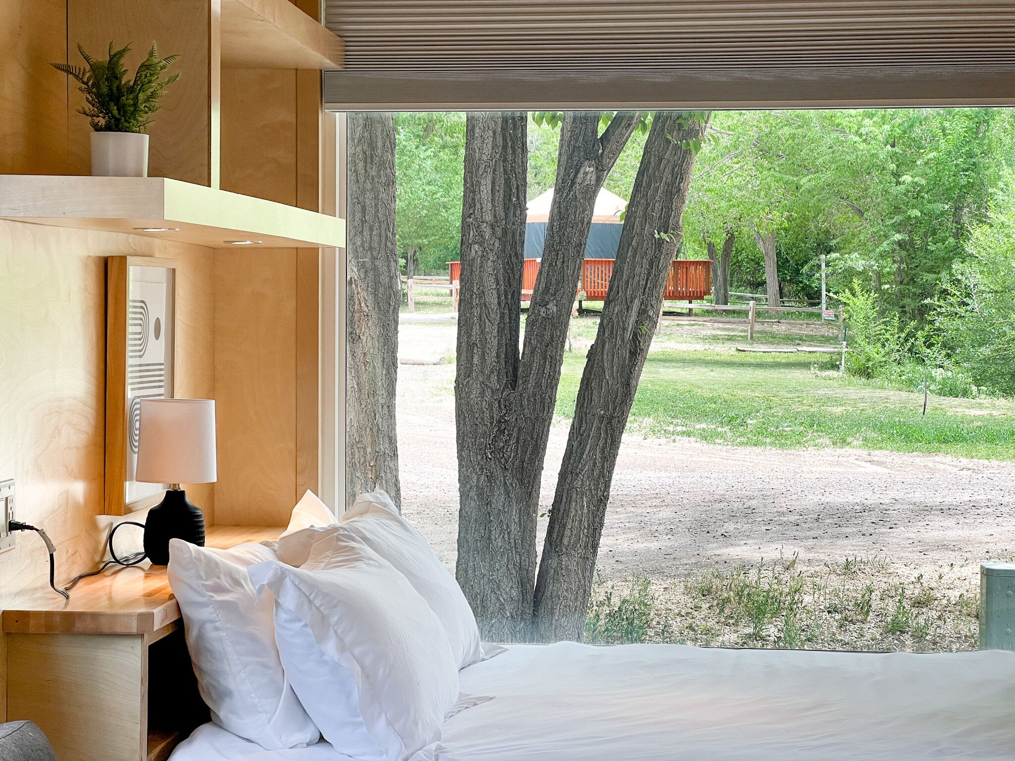 Cedar Creek Rv Park And Lodging