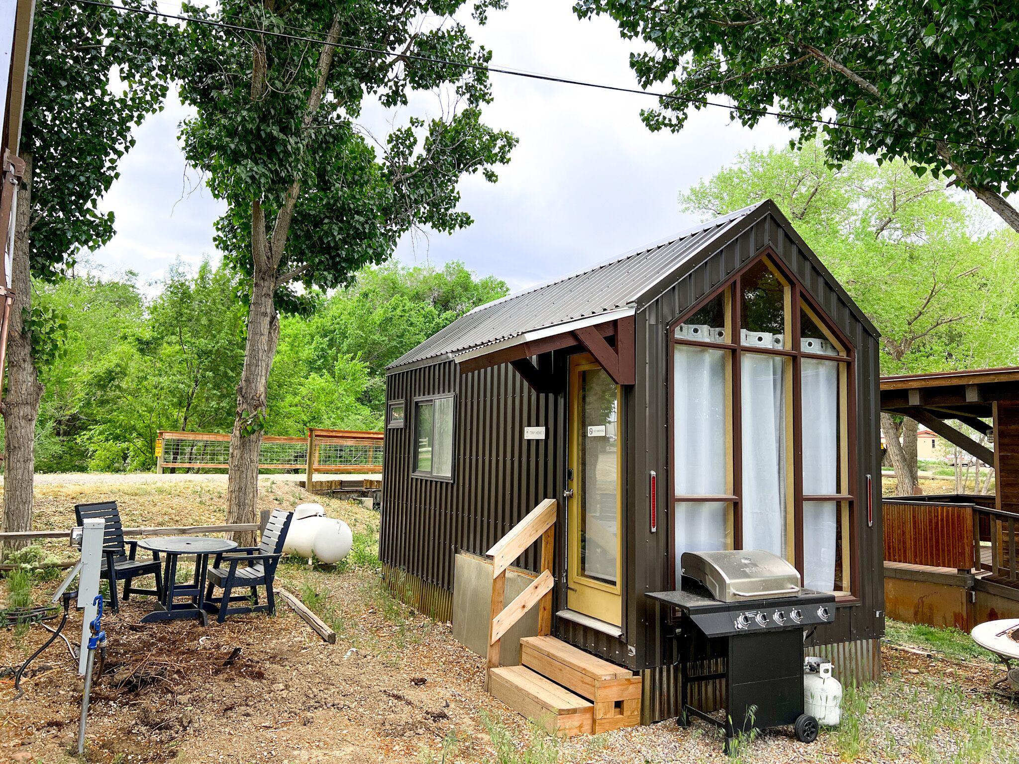 Cedar Creek Rv Park And Lodging