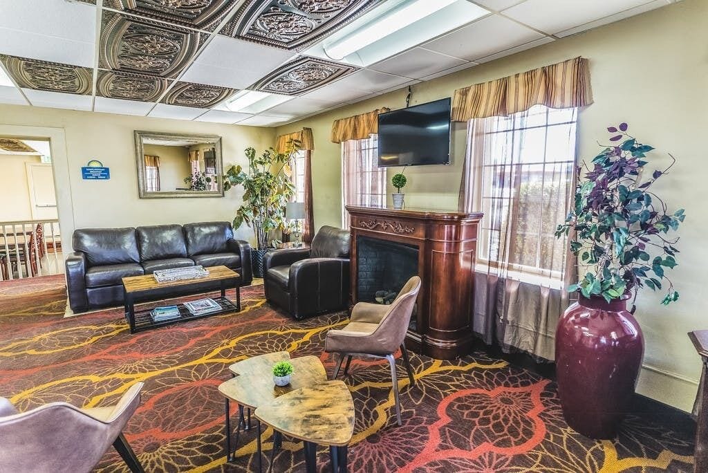 Days Inn by Wyndham Montrose
