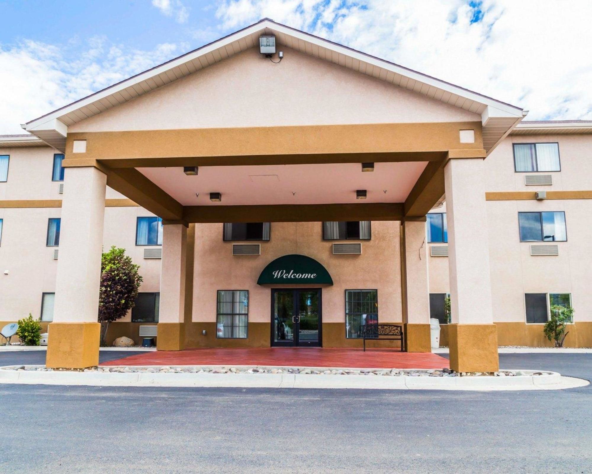Quality Inn & Suites