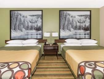Super 8 by Wyndham Montrose