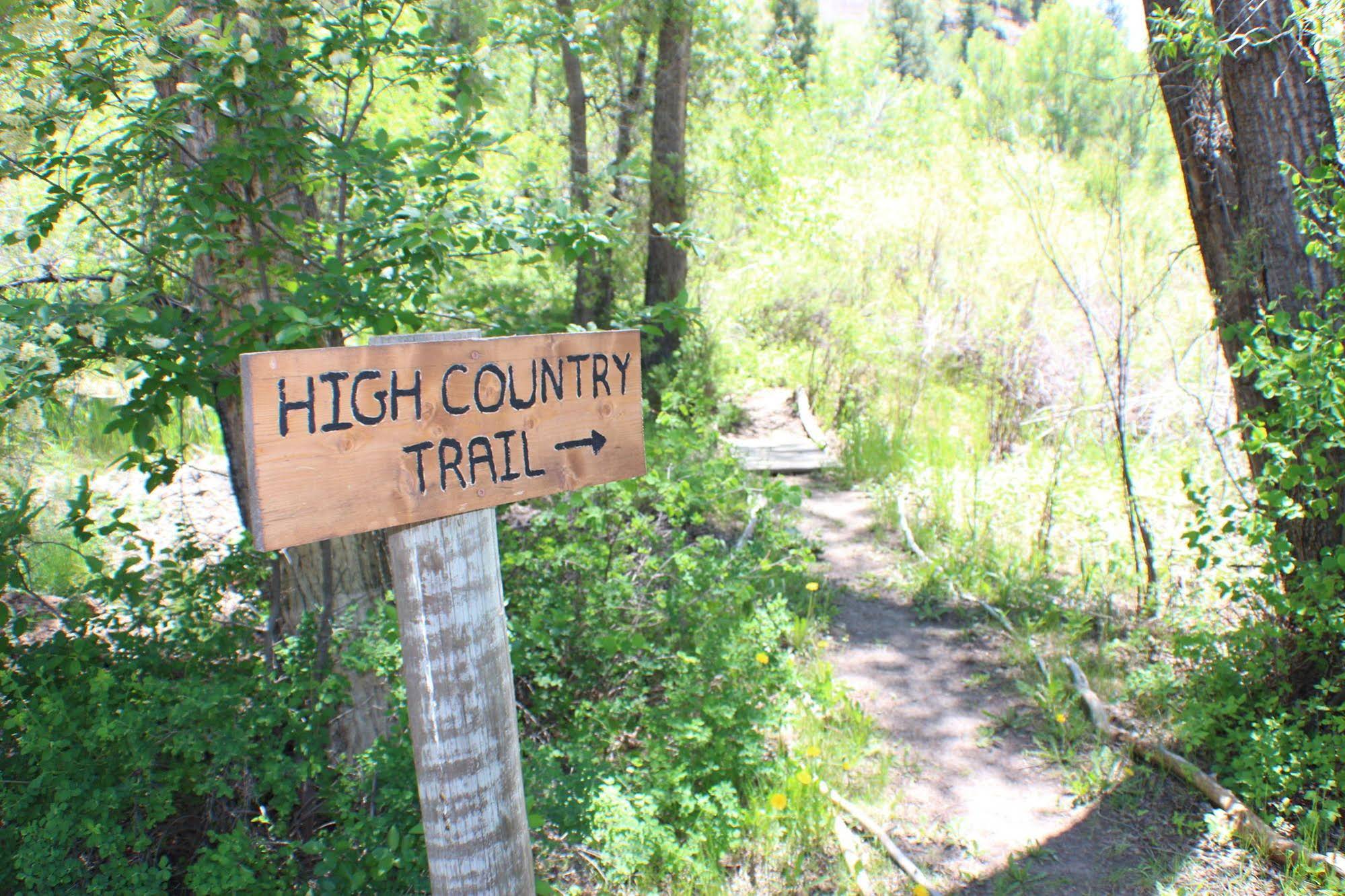 High Country Lodge