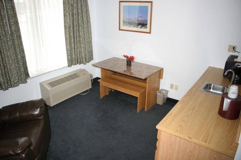 Pagosa Springs Inn & Suites