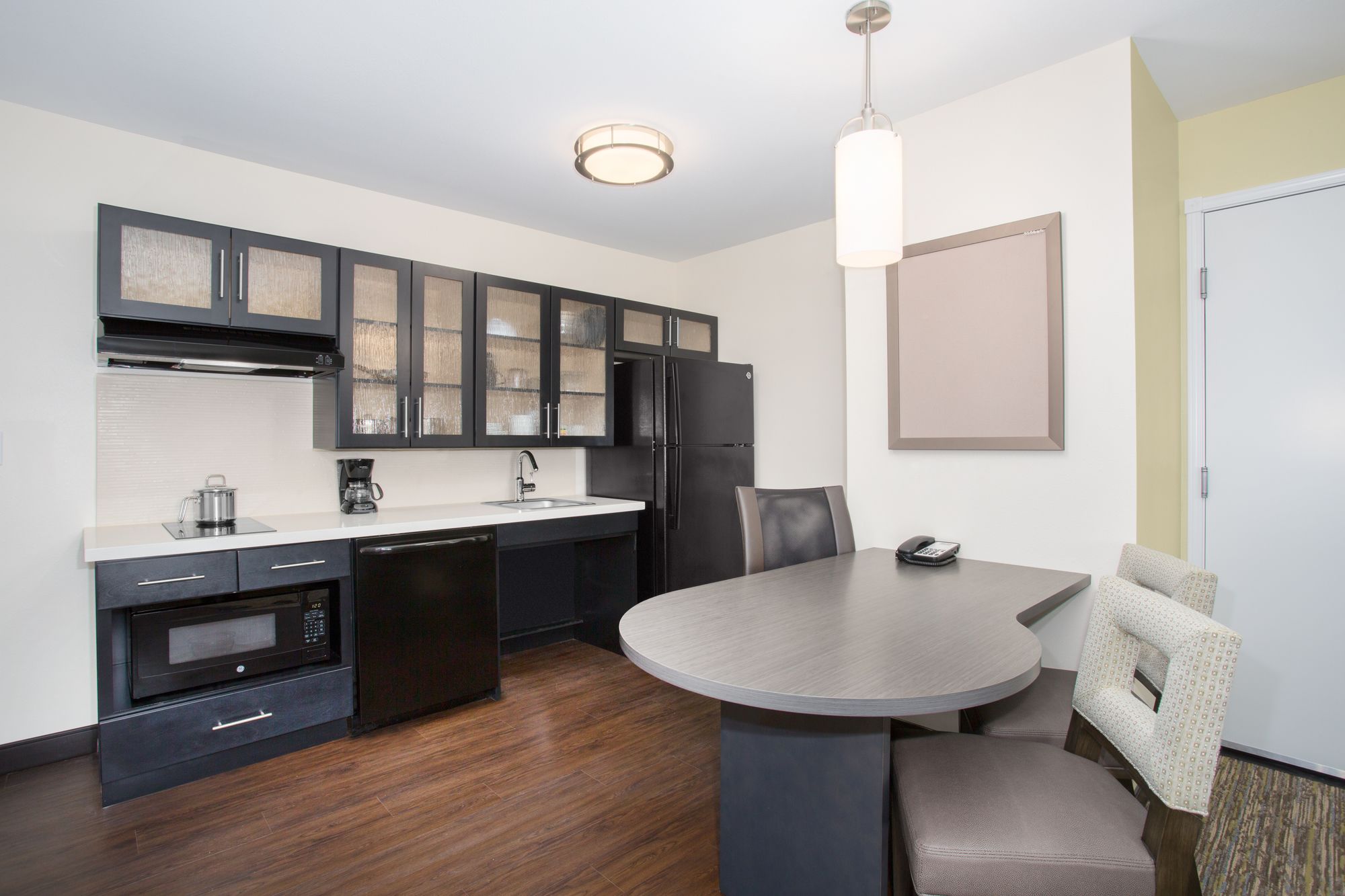 Candlewood Suites Pueblo