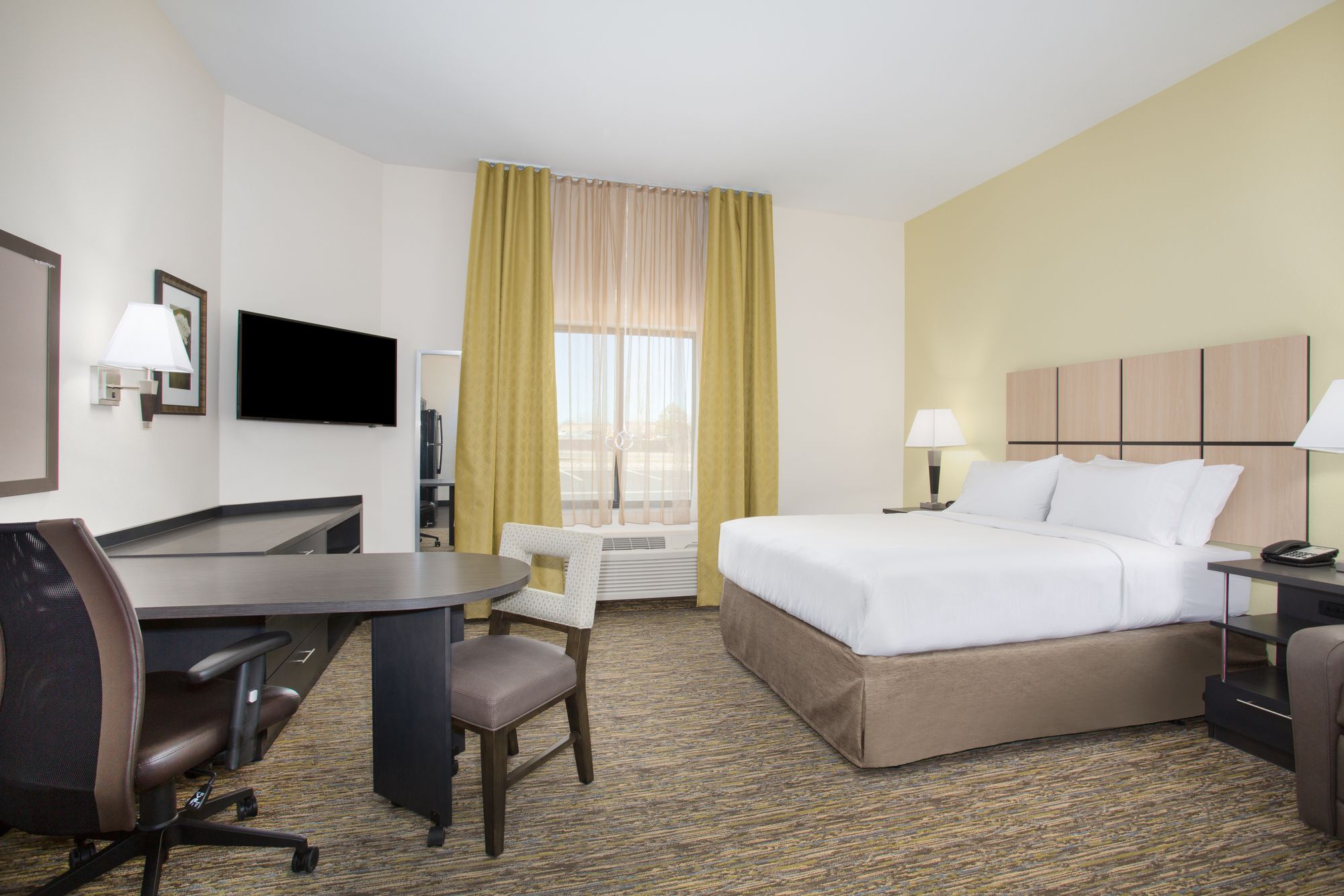 Candlewood Suites Pueblo