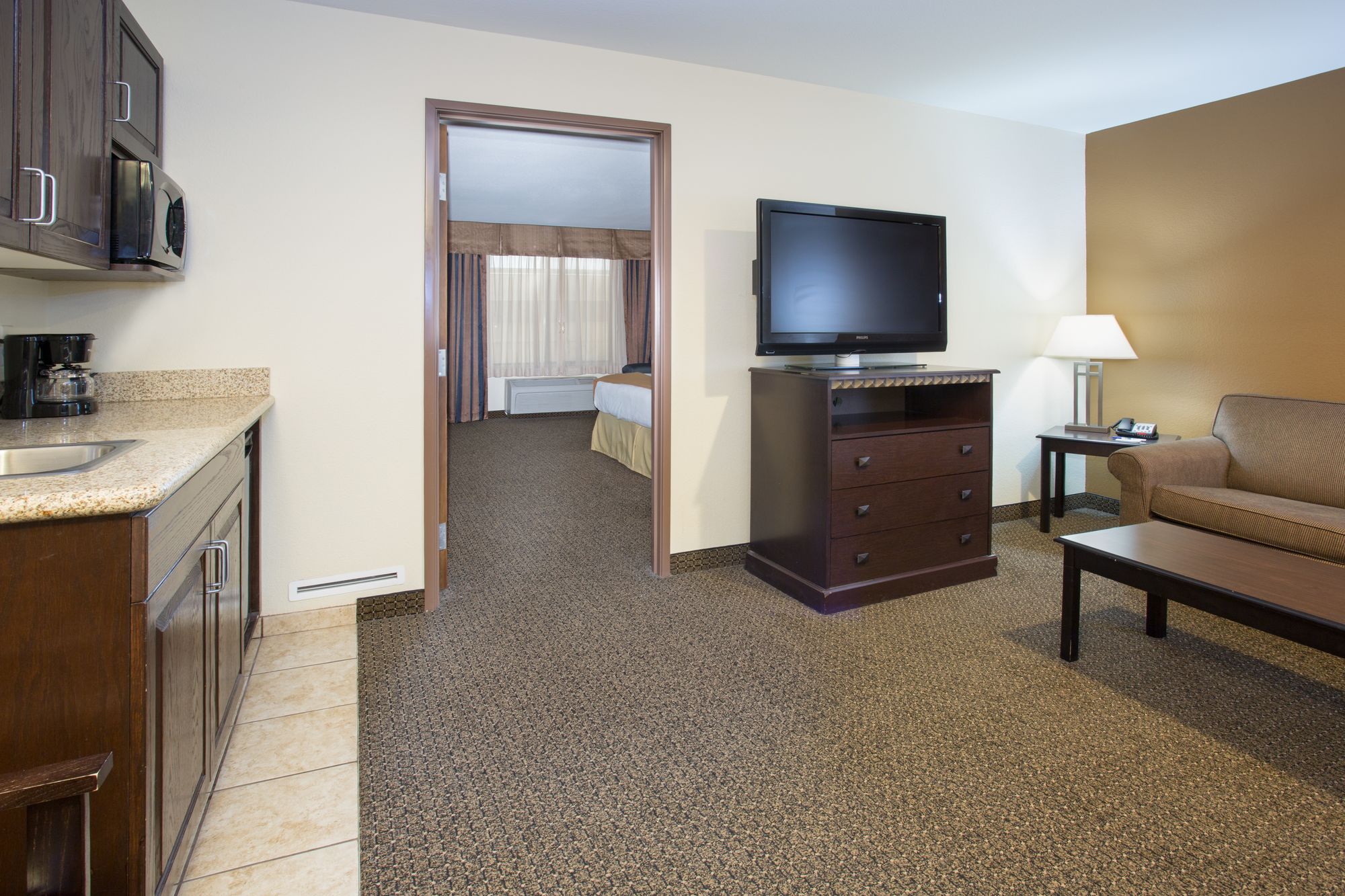 Holiday Inn Express Hotel & Suites Pueblo North