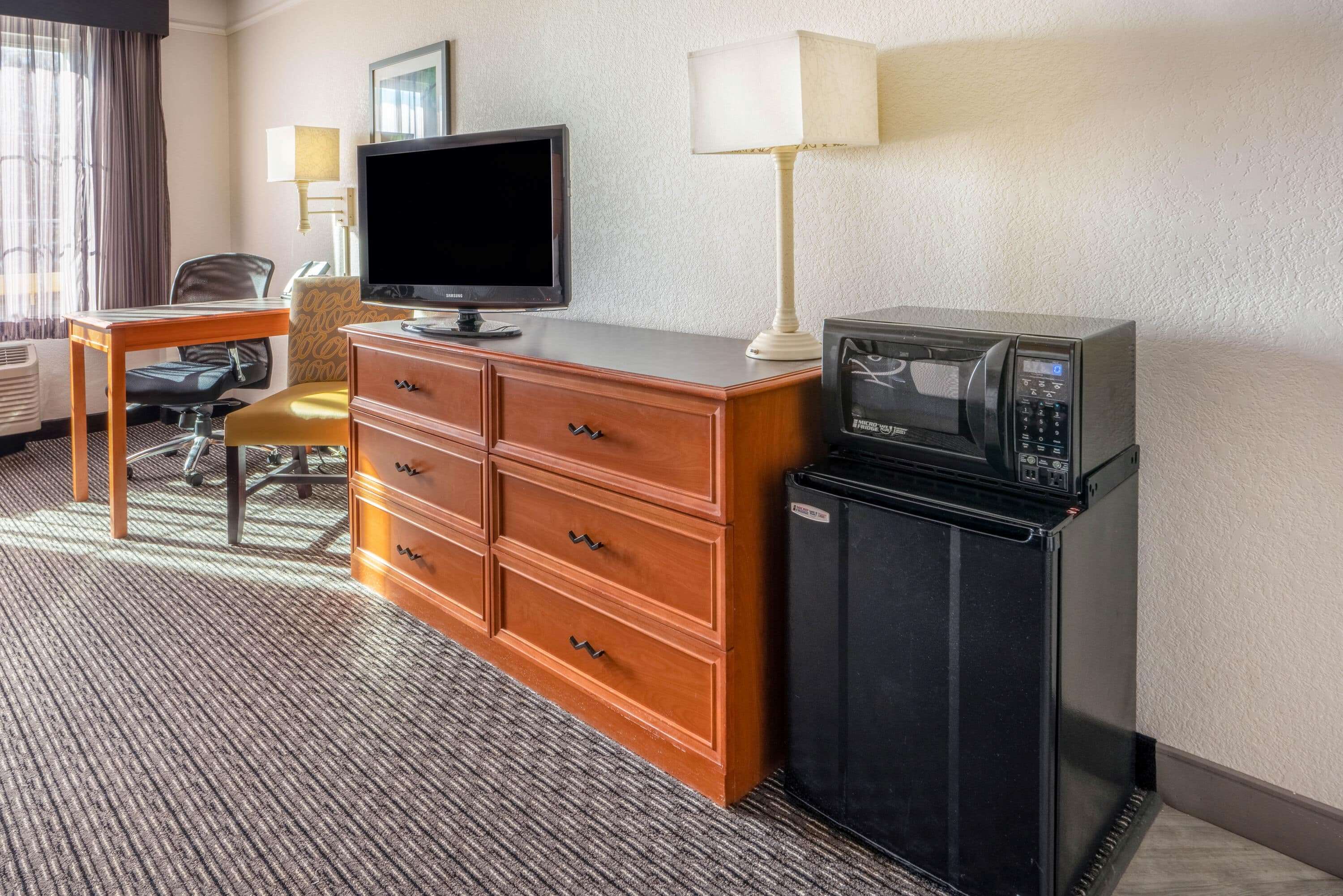 La Quinta Inn & Suites by Wyndham Pueblo