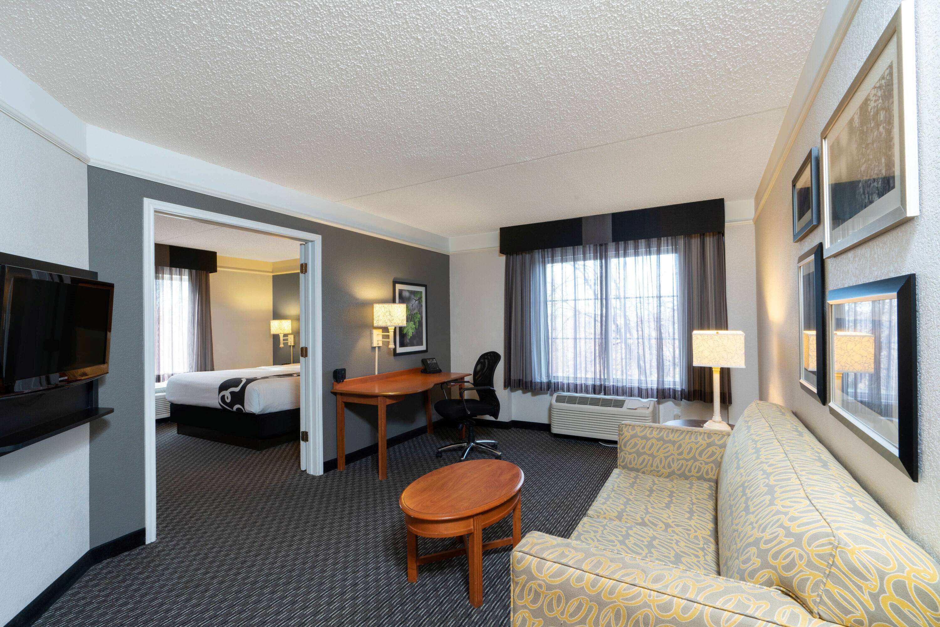 La Quinta Inn & Suites by Wyndham Pueblo