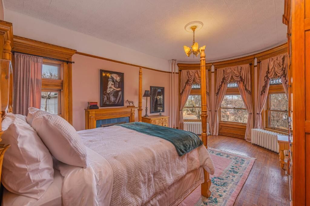 Orman Mansion