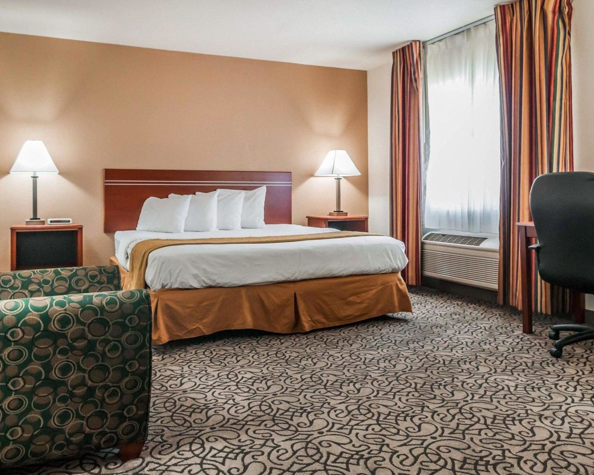 Comfort Inn & Suites Pueblo