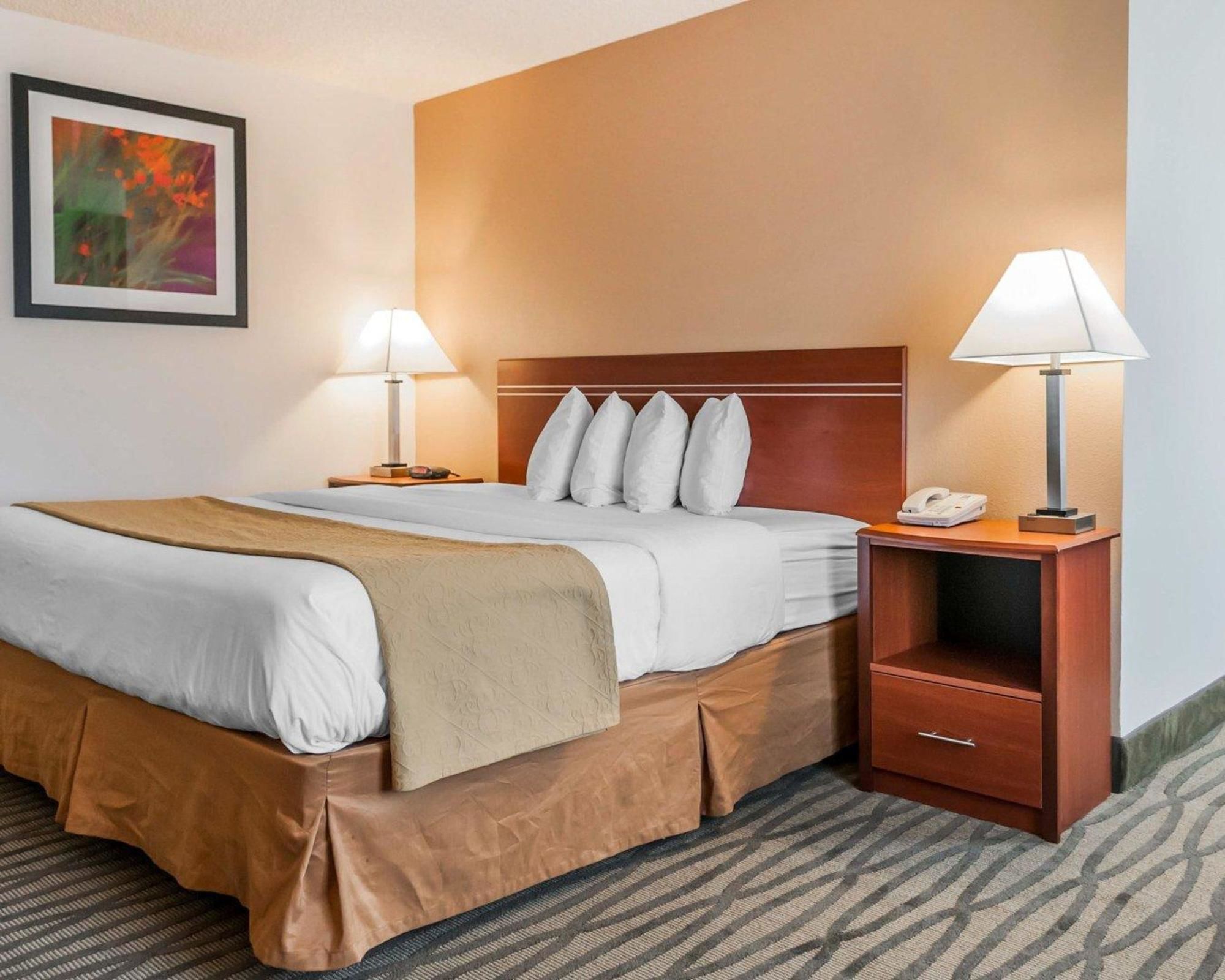 Comfort Inn & Suites Pueblo