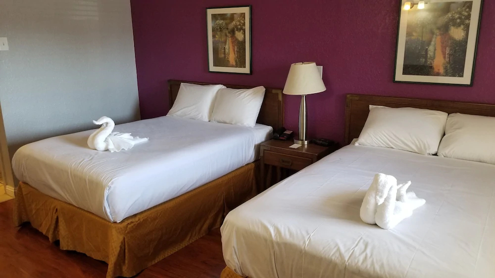 Santa Fe Inn and Suites Pueblo