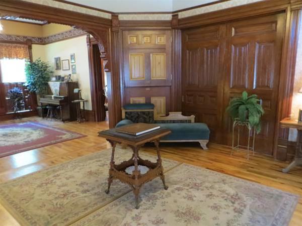 The Edgar Olin House Bed and Breakfast