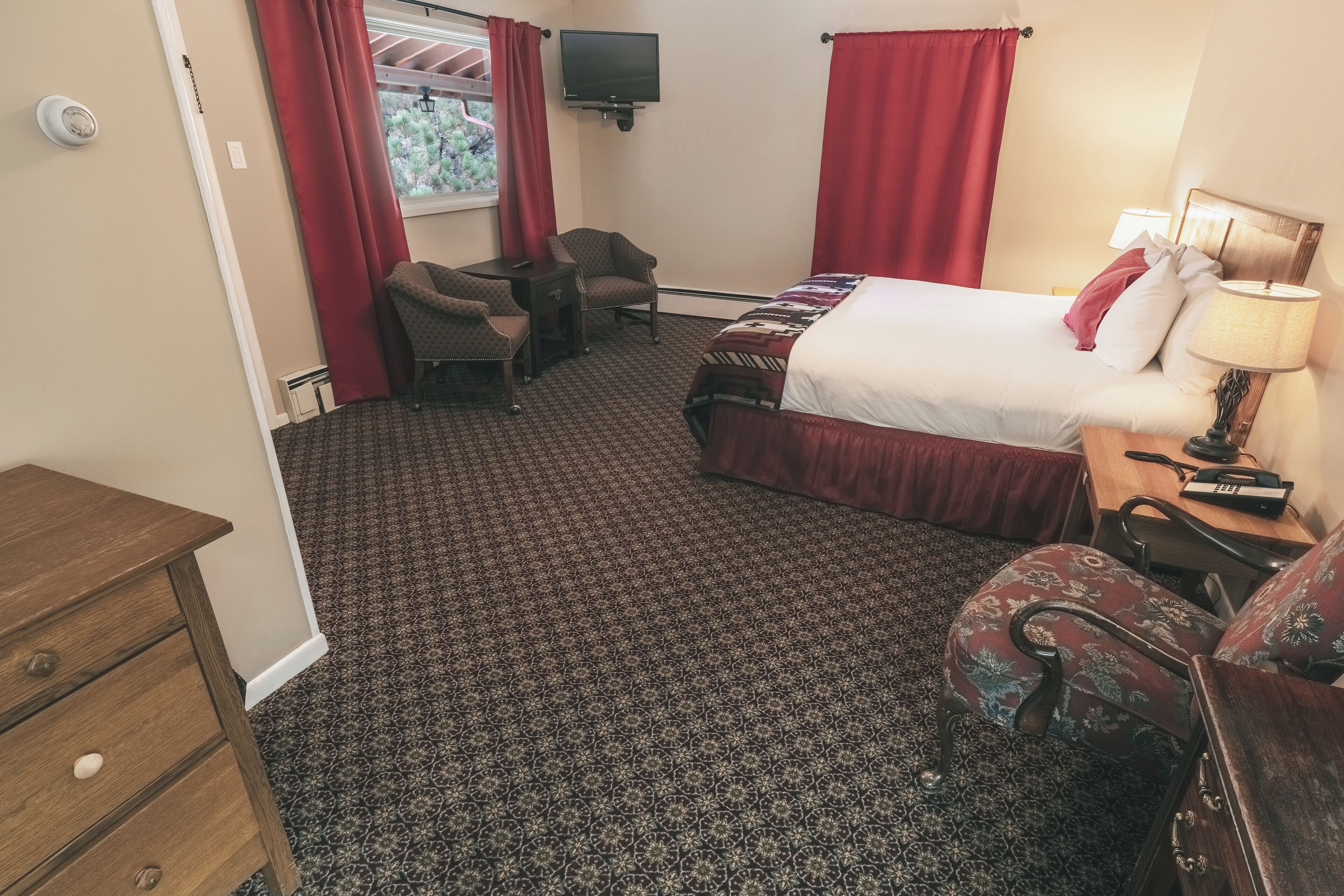 The Redstone Inn