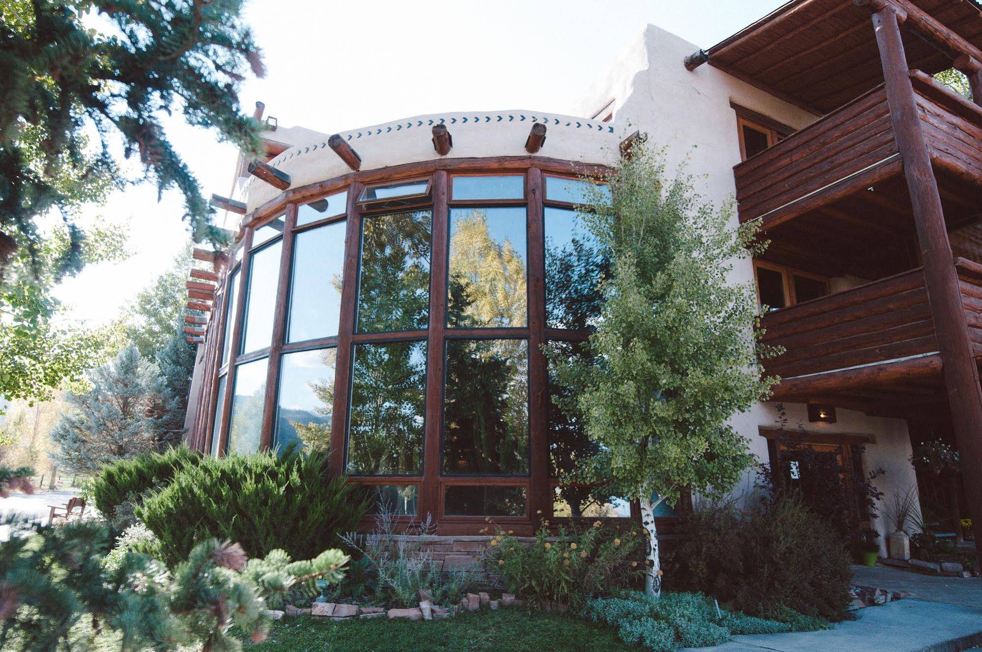 Chipeta Solar Springs Resort