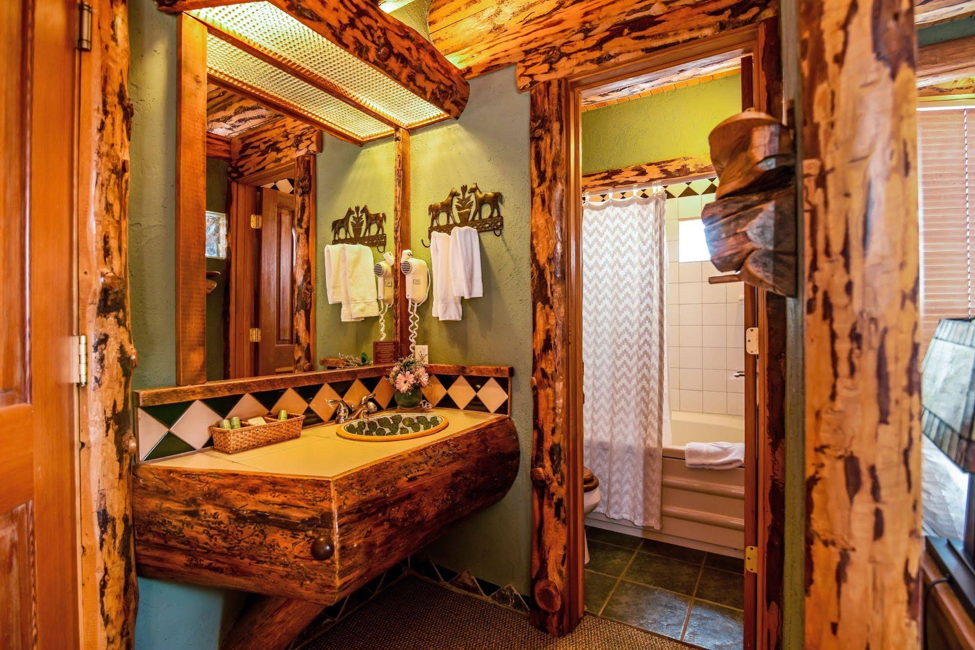 Chipeta Solar Springs Resort