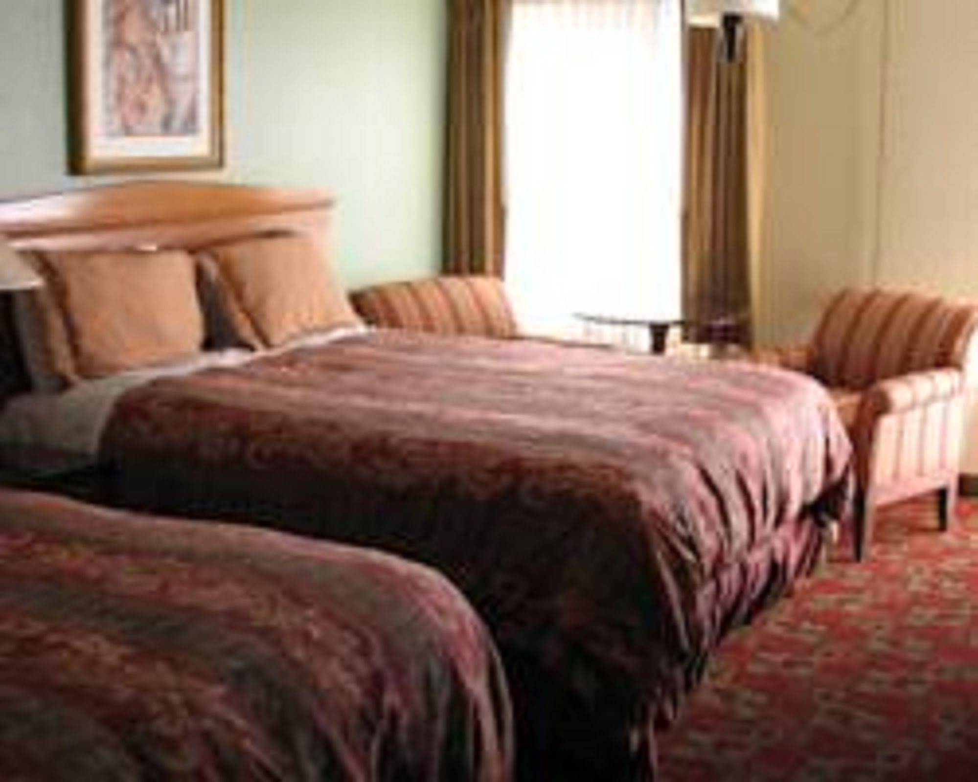 Gateway Lodge