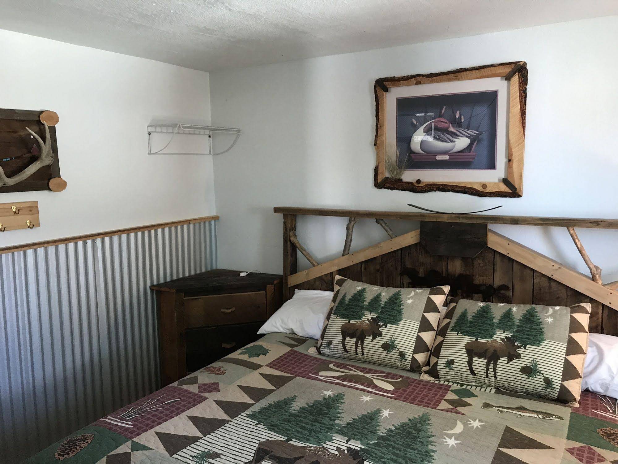 Sinawav Trail Lodge